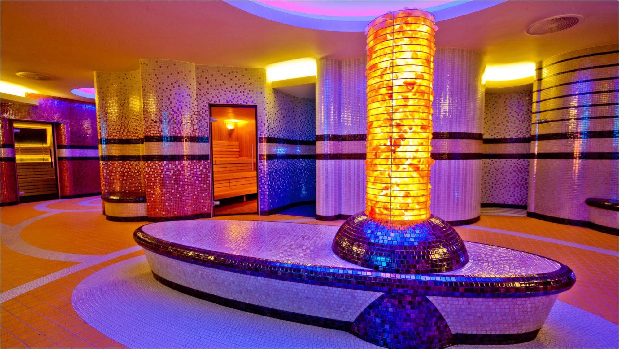 Hotel Unitral Spa W Mielnie Mielno  Exterior photo